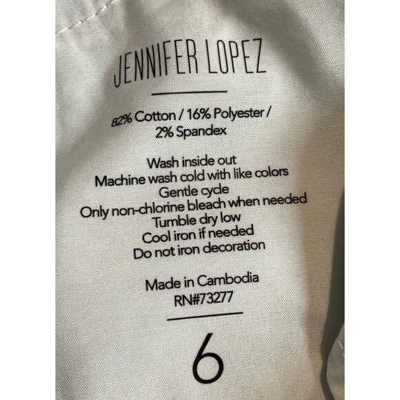 Jennifer Lopez Light Gray Capris - Picture 8 of 8